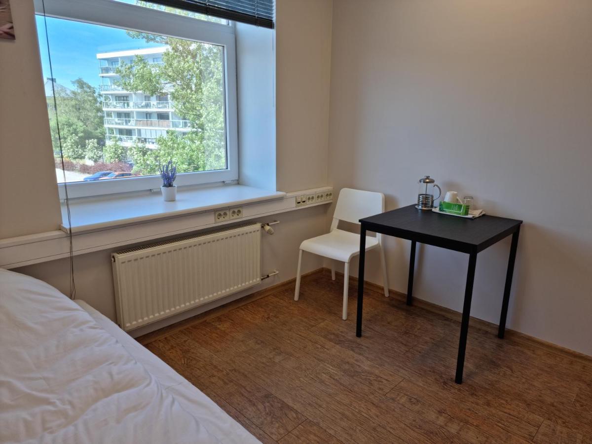 Room Near City Center Harbour Tallinn Extérieur photo